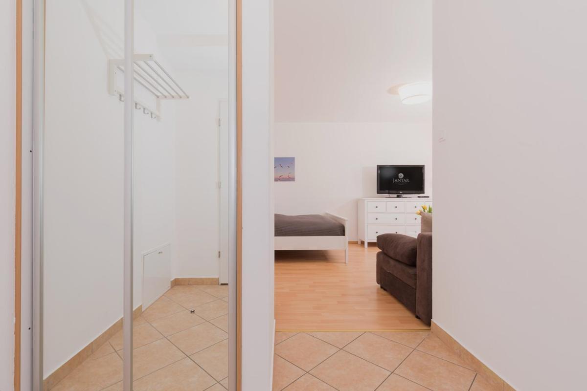 Jantar Apartamenty - Wylotowa 코워브제크 외부 사진