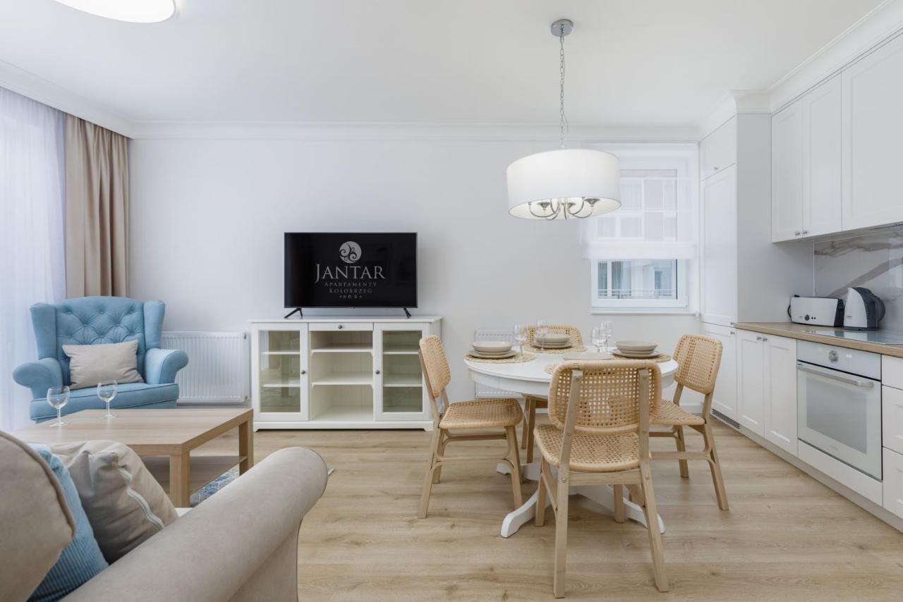 Jantar Apartamenty - Wylotowa 코워브제크 외부 사진
