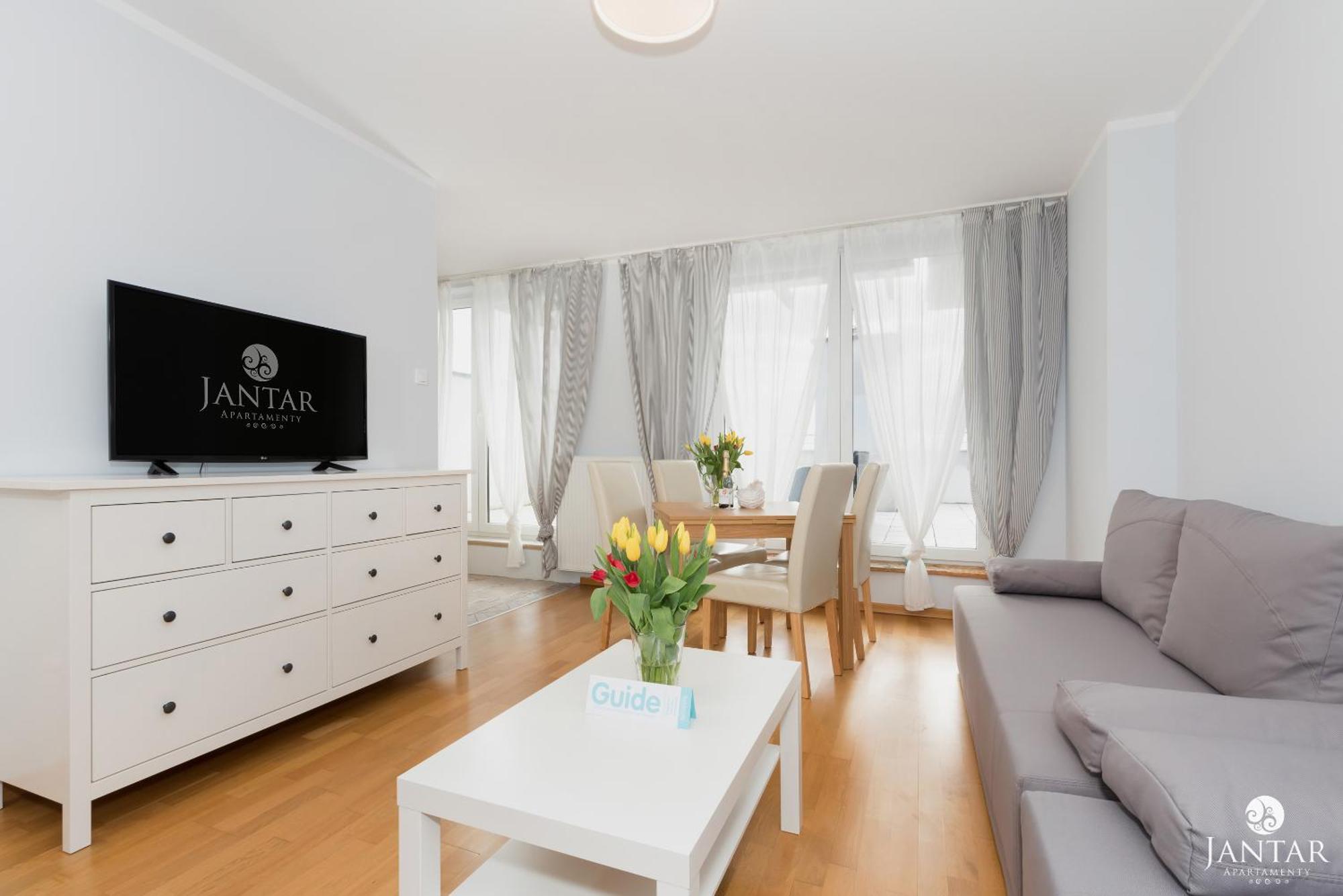 Jantar Apartamenty - Wylotowa 코워브제크 외부 사진